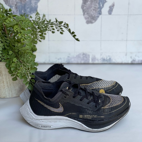 NIKE🔴Zoomx VAPORFLY Next% 2  Run women size 8 white/black/metallic gold $250 - Picture 13 of 14